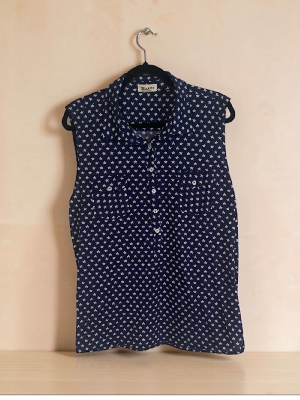 Sleeveless Navy Star-Print Button Front Blouse